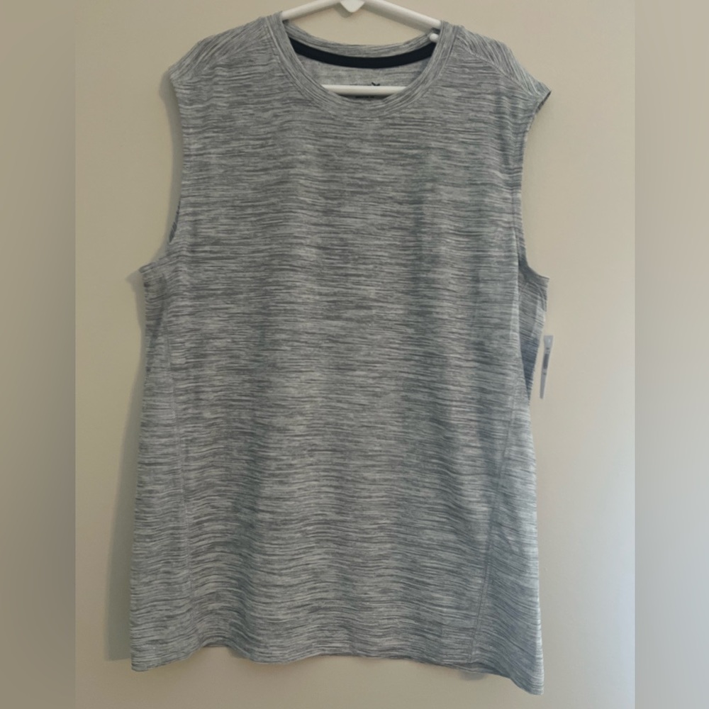 Old Navy Active Breathe On boys tank top. Size L (10-12)